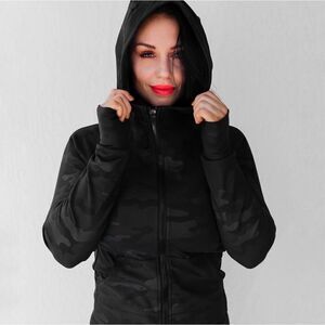 Celestial Bodiez blackout collection black camo power zip hoodie medium excellen
